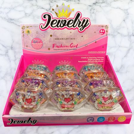 Jewel case toy