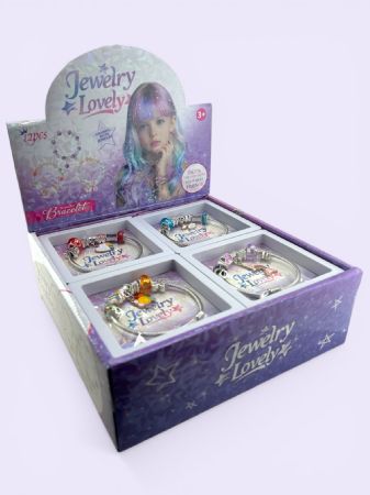 Bracelets in boxes
