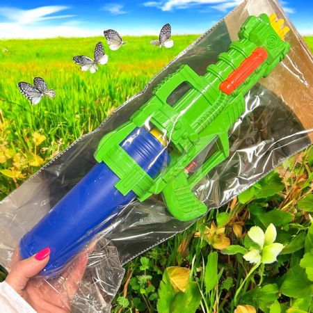 Large water blaster