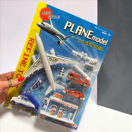 Plane play set on card