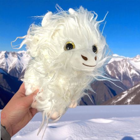 White Standing Highland cow 25cm/10"