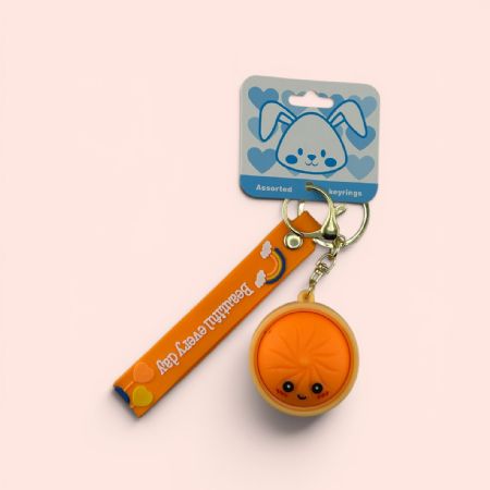 Dumpling keyring orange